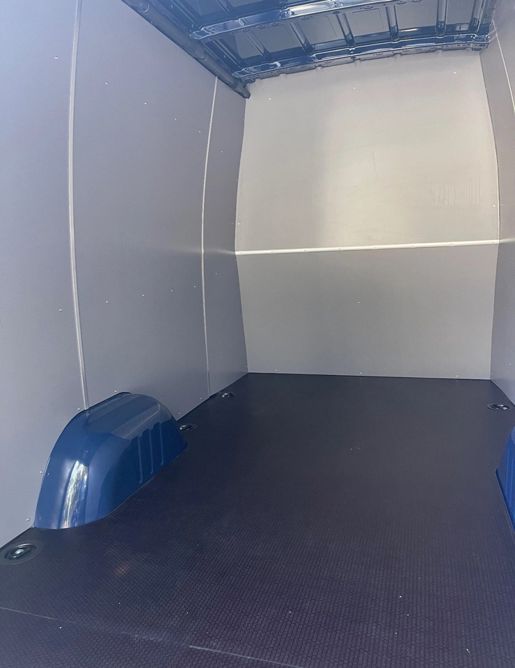 Arrendamiento de Mercedes-Benz Sprinter 317 L3H2 6-Sitzer Mercedes-Benz Sprinter 317 L3H2 6-Sitzer: foto 6 Arrendamiento de Mercedes-Benz Sprinter 317 L3H2 6-Sitzer Mercedes-Benz Sprinter 317 L3H2 6-Sitzer: foto 6