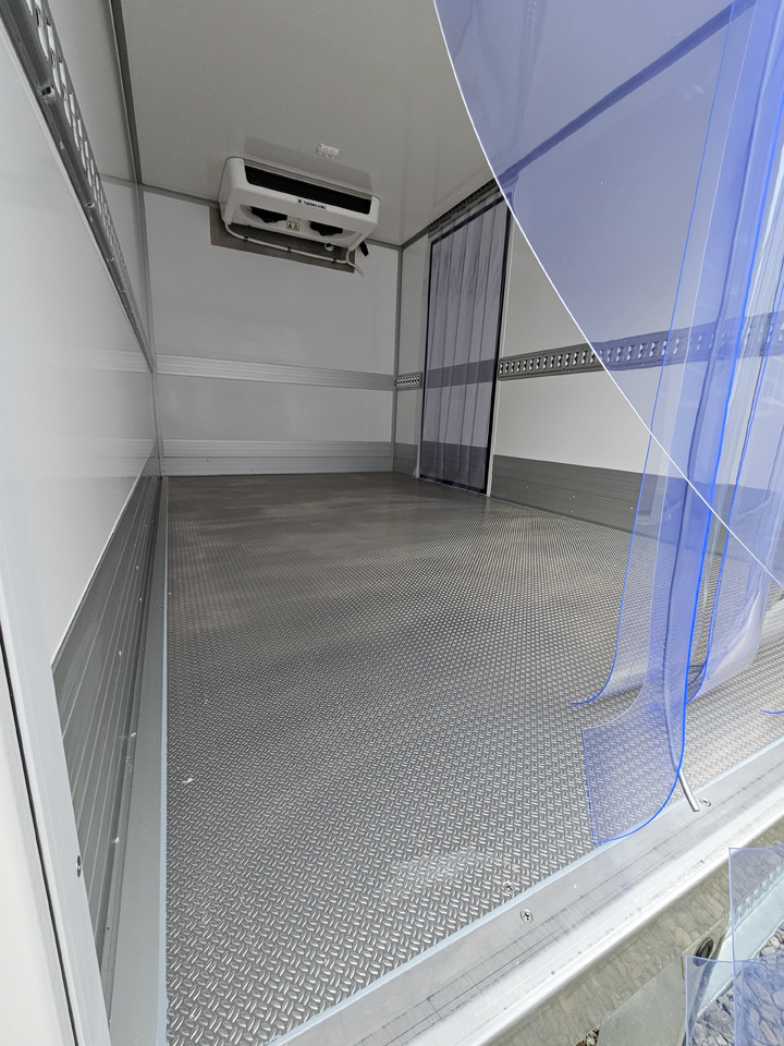 Renault Master Kühlkoffer O°/+20°C 230V Standkühlung - Furgoneta frigorifica: foto 3 Renault Master Kühlkoffer O°/+20°C 230V Standkühlung - Furgoneta frigorifica: foto 3