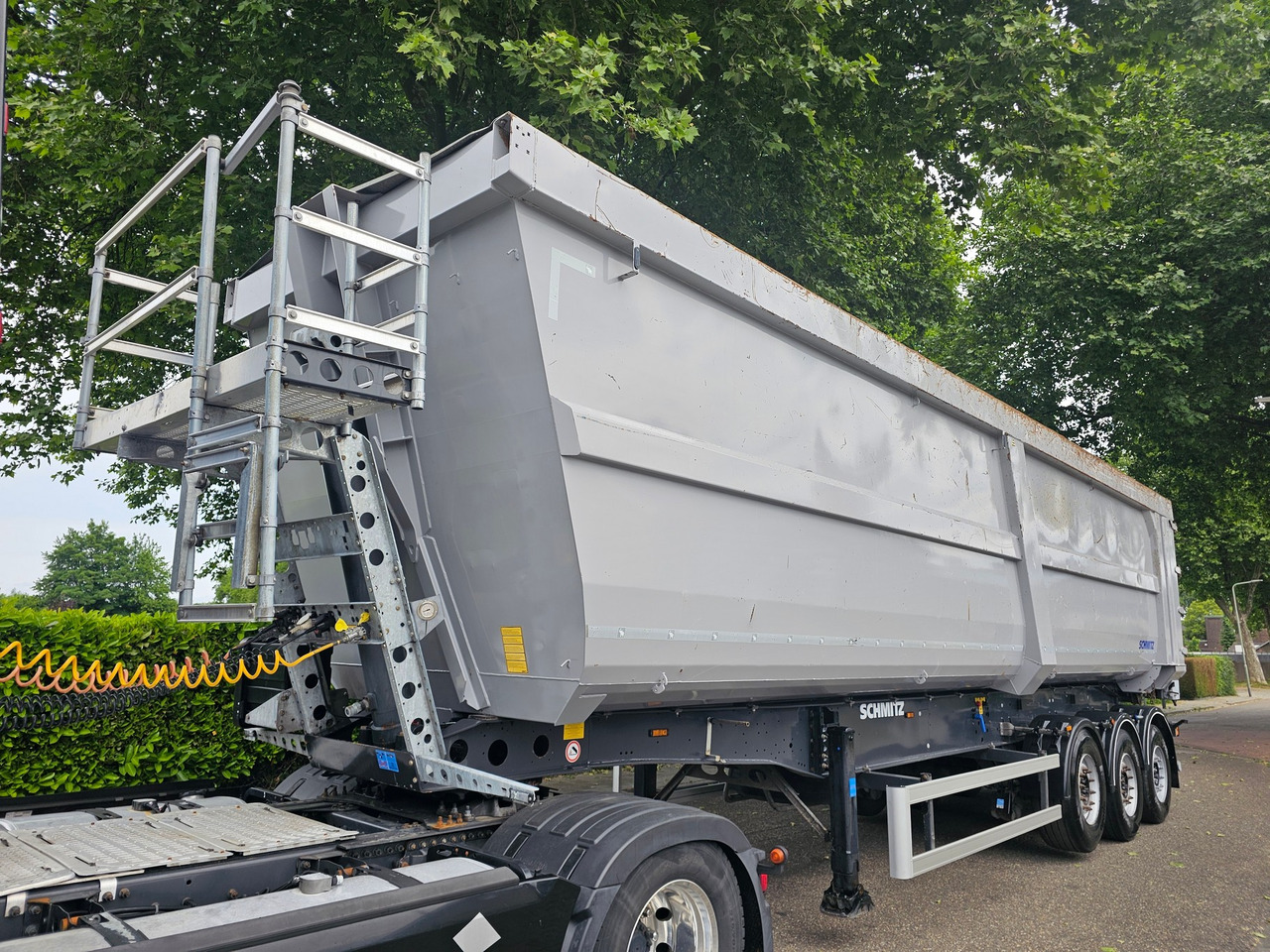 Schmitz SGF-S3 Scraptipper 55 M3 - Semirremolque volquete: foto 4 Schmitz SGF-S3 Scraptipper 55 M3 - Semirremolque volquete: foto 4