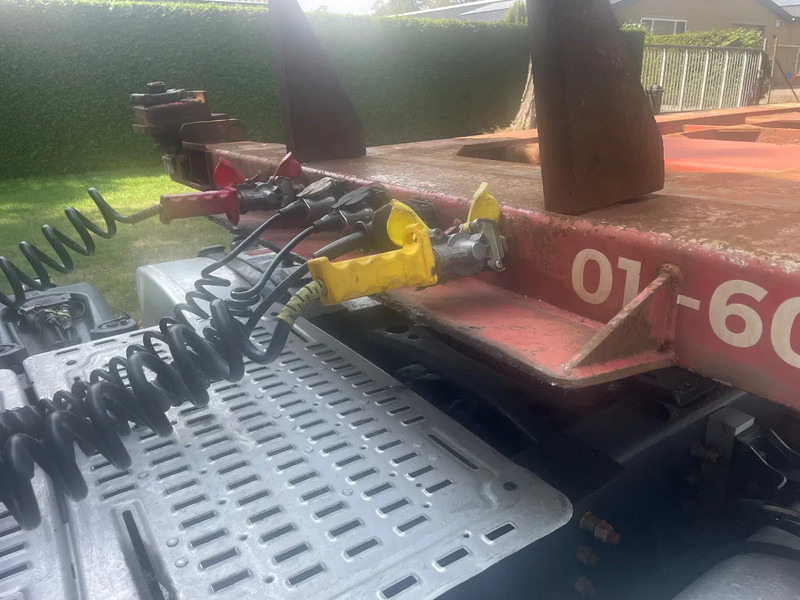 Renders 2x 20 1x 30 1x 40 in prijs verlaagt - Semirremolque portacontenedore/ Intercambiable: foto 2 Renders 2x 20 1x 30 1x 40 in prijs verlaagt - Semirremolque portacontenedore/ Intercambiable: foto 2