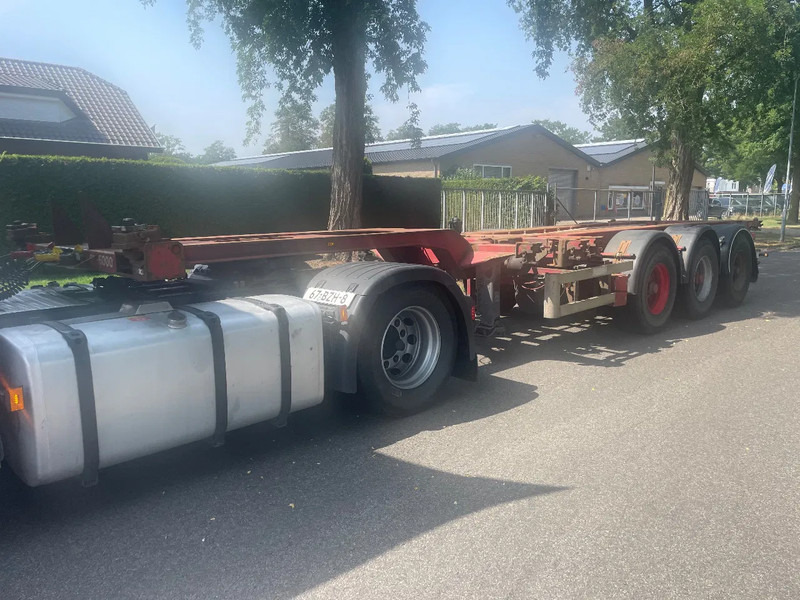 Renders 2x 20 1x 30 1x 40 in prijs verlaagt - Semirremolque portacontenedore/ Intercambiable: foto 1 Renders 2x 20 1x 30 1x 40 in prijs verlaagt - Semirremolque portacontenedore/ Intercambiable: foto 1