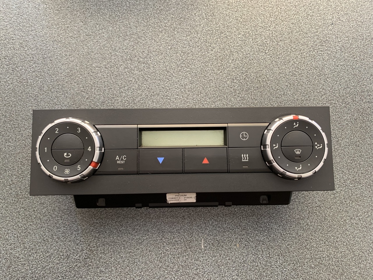 CONTROL UNIT HEATING ACTROS MP4 - Calefacción/ Ventilación para Camión: foto 1 CONTROL UNIT HEATING ACTROS MP4 - Calefacción/ Ventilación para Camión: foto 1