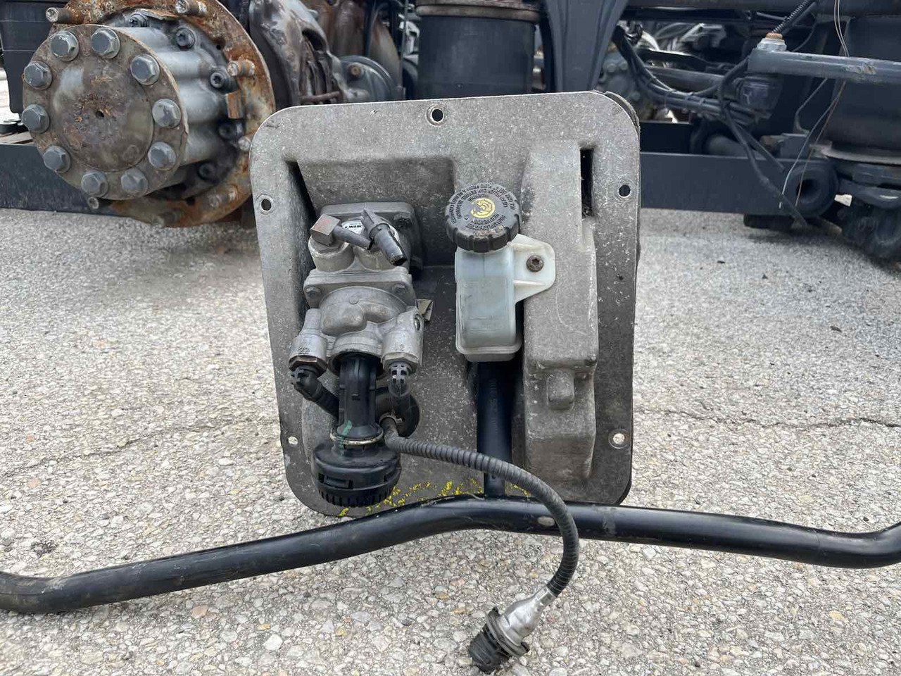 CONVERSION SET FROM EPS TO MANUAL ATEGO 4cyl. - Caja de cambios y piezas para Camión: foto 3 CONVERSION SET FROM EPS TO MANUAL ATEGO 4cyl. - Caja de cambios y piezas para Camión: foto 3