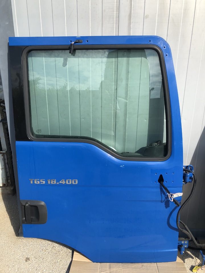 DOORS MAN TGS COMPLETE - Puerta y piezas para Camión: foto 2 DOORS MAN TGS COMPLETE - Puerta y piezas para Camión: foto 2