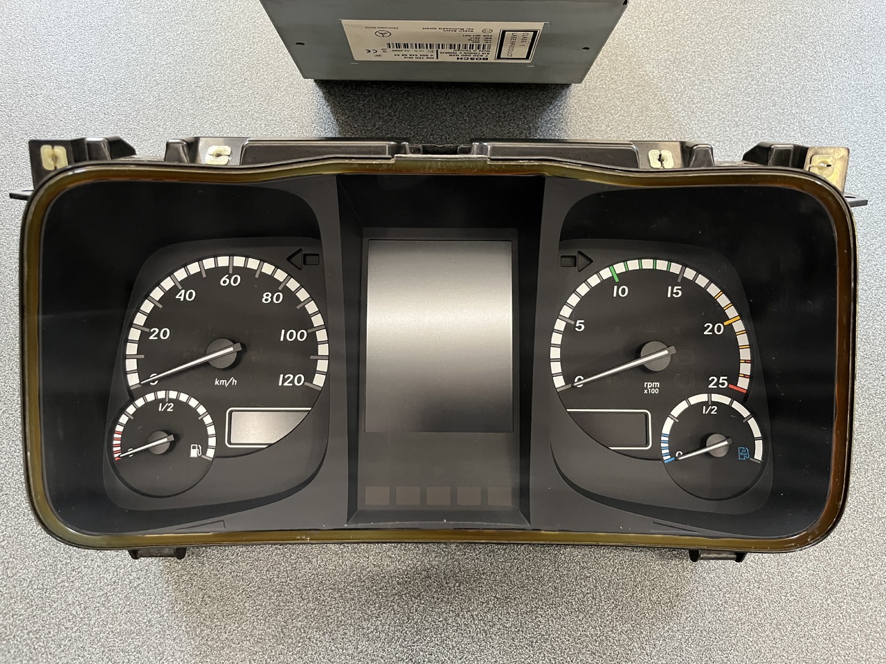 MERCEDES-BENZ ACTROS MP2-MP3-MP4 ELECTRONIC INSTRUMENT - Tacógrafo para Camión: foto 4 MERCEDES-BENZ ACTROS MP2-MP3-MP4 ELECTRONIC INSTRUMENT - Tacógrafo para Camión: foto 4