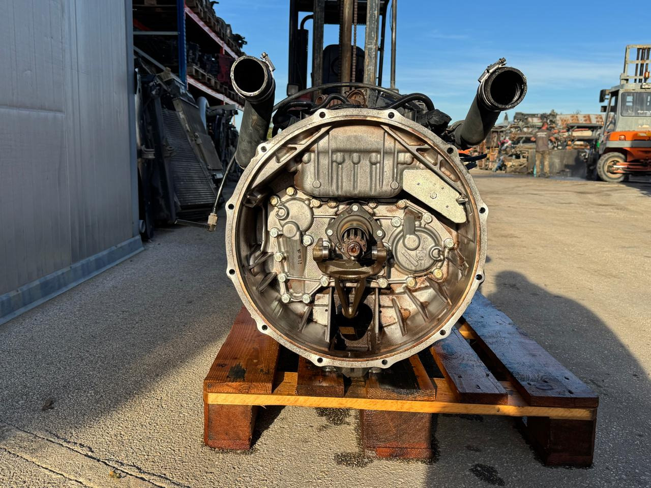 ASTRONIC 12AS 2331 TD WITH INTARDER 3 EST52 MAN TGX - Recambio: foto 3 ASTRONIC 12AS 2331 TD WITH INTARDER 3 EST52 MAN TGX - Recambio: foto 3