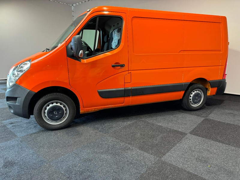 Renault Master Master L1H1 T35 FWD dCi 110 Euro 6 Airco Navigatie camera - Furgón: foto 4 Renault Master Master L1H1 T35 FWD dCi 110 Euro 6 Airco Navigatie camera - Furgón: foto 4
