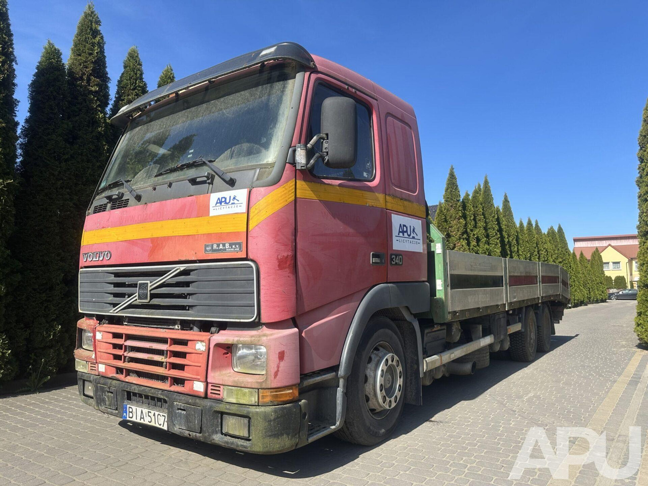 Volvo FH12 340 LAWETA - Grua de remolque autos: foto 1 Volvo FH12 340 LAWETA - Grua de remolque autos: foto 1
