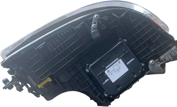 SCANIA NGS LED KOPLAMP LINKERKANT NIEUW HELLA | 2674390H - Faro delantero para Camión: foto 4 SCANIA NGS LED KOPLAMP LINKERKANT NIEUW HELLA | 2674390H - Faro delantero para Camión: foto 4