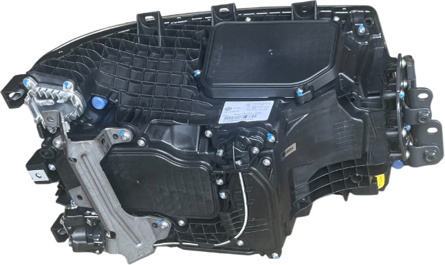 SCANIA NGS LED KOPLAMP LINKERKANT NIEUW HELLA | 2674390H - Faro delantero para Camión: foto 3 SCANIA NGS LED KOPLAMP LINKERKANT NIEUW HELLA | 2674390H - Faro delantero para Camión: foto 3