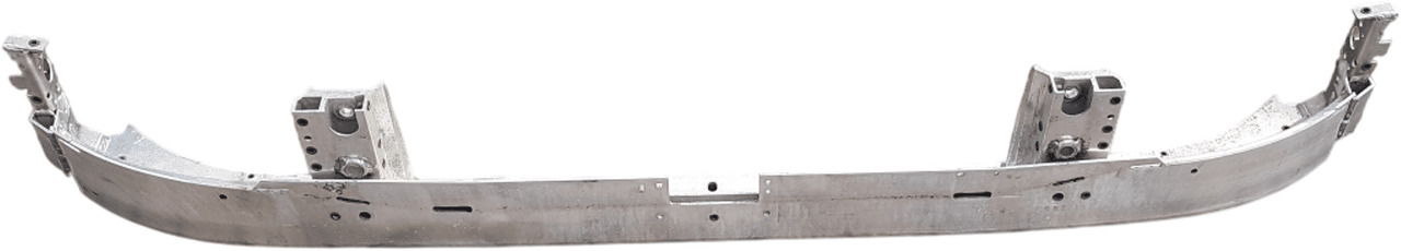 VOLVO FH4/FH5-FM4/FM5 BUMPERBALK ALUMINIUM | GEBRUIKT | 82491838 - Parachoques para Camión: foto 1 VOLVO FH4/FH5-FM4/FM5 BUMPERBALK ALUMINIUM | GEBRUIKT | 82491838 - Parachoques para Camión: foto 1