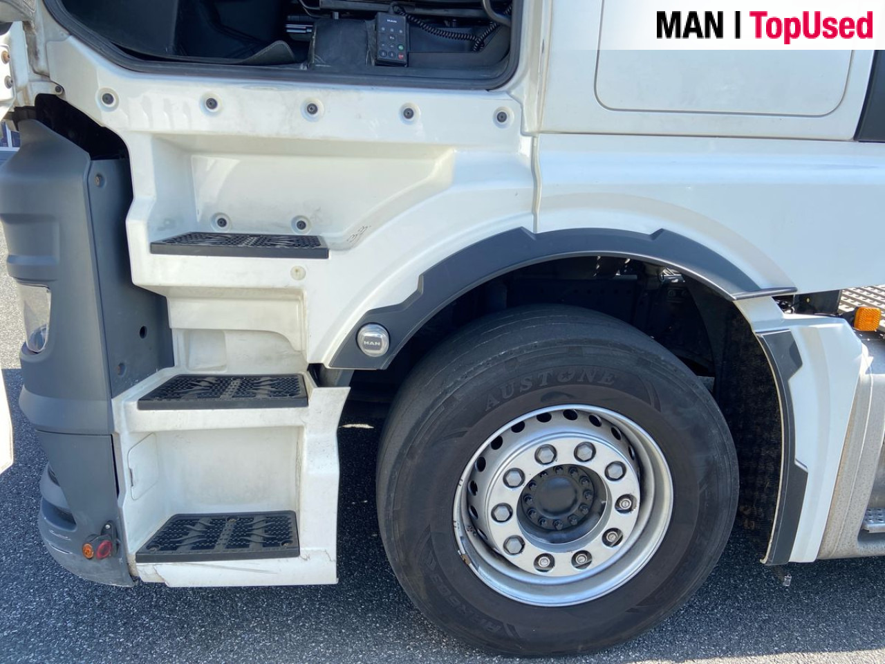 Cabeza tractora MAN TGX 26.470 6x2/2 BL SA: foto 6