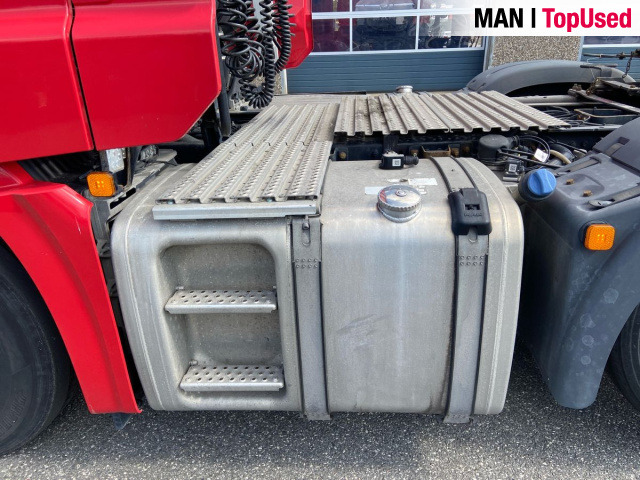 MAN TGX 26.470 6x2/2 BL SA "Retarder / 700 l Tank" - Cabeza tractora: foto 5 MAN TGX 26.470 6x2/2 BL SA "Retarder / 700 l Tank" - Cabeza tractora: foto 5