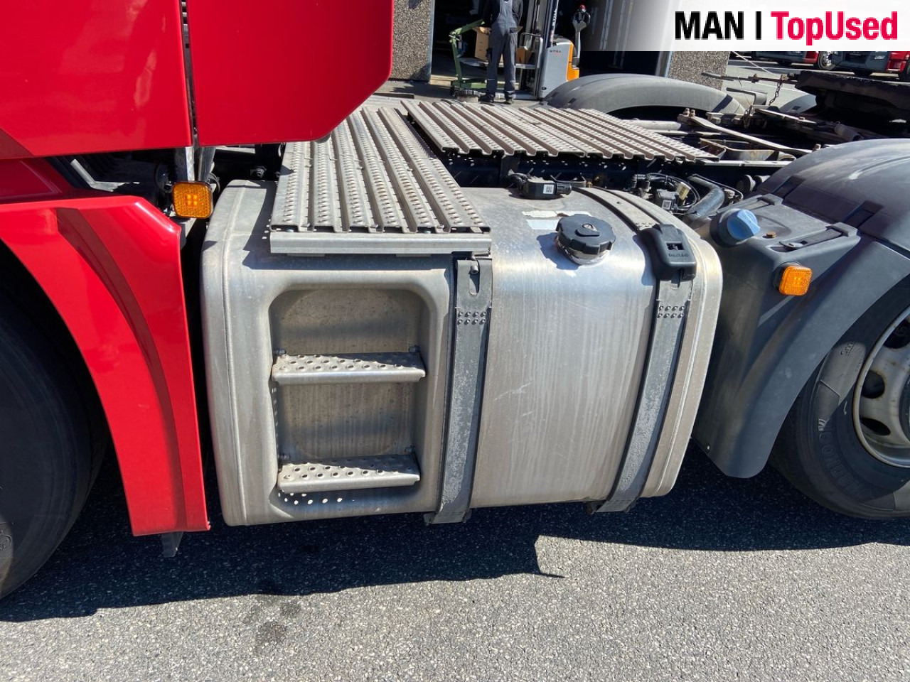 MAN TGX 26.470 6x2/2 BL SA "Retarder / 700 l Tank" - Cabeza tractora: foto 5 MAN TGX 26.470 6x2/2 BL SA "Retarder / 700 l Tank" - Cabeza tractora: foto 5