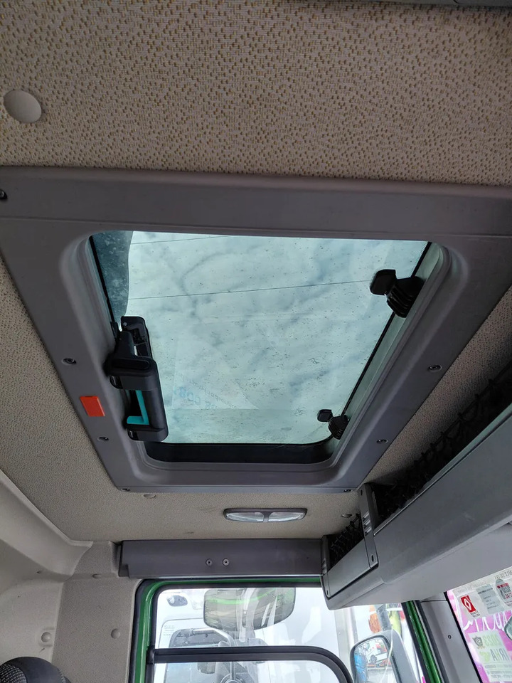 2013 DAF FRIDGE BODY FACF65 300 2DR - Camión frigorífico: foto 2 2013 DAF FRIDGE BODY FACF65 300 2DR - Camión frigorífico: foto 2