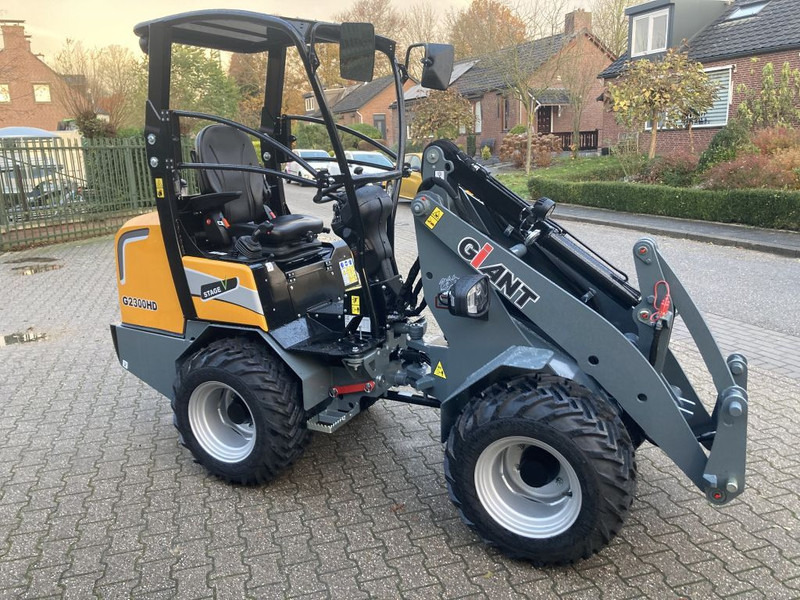 Giant G2300 HD - Cargadora articulada: foto 5 Giant G2300 HD - Cargadora articulada: foto 5