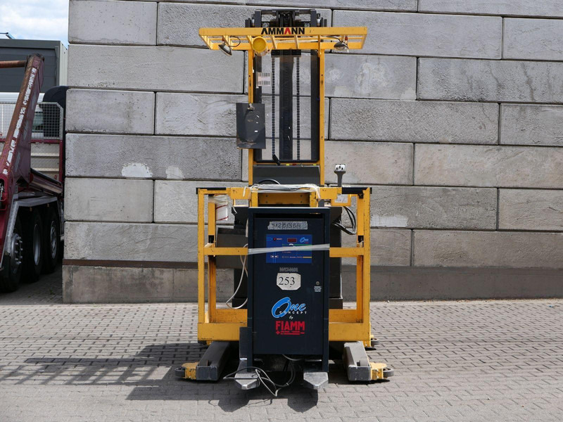 Atlet APC 100	Elektromos targonca - Carretilla elevadora eléctrica: foto 5 Atlet APC 100	Elektromos targonca - Carretilla elevadora eléctrica: foto 5