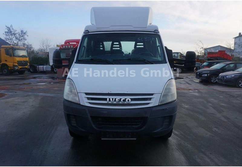 Iveco 65C18D Tractor - Cabeza tractora: foto 2 Iveco 65C18D Tractor - Cabeza tractora: foto 2