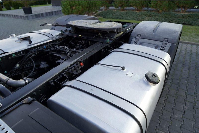 Arrendamiento de MAN TGX 18.460 / XXL / RETARDER / NAVI RIO MAN TGX 18.460 / XXL / RETARDER / NAVI RIO: foto 12