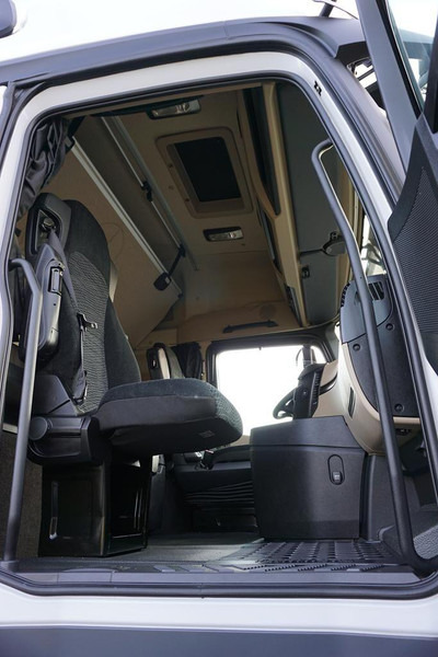 Cabeza tractora Mercedes-Benz ACTROS / 1851 / EURO 6 / ACC / BIG SPACE: foto 8