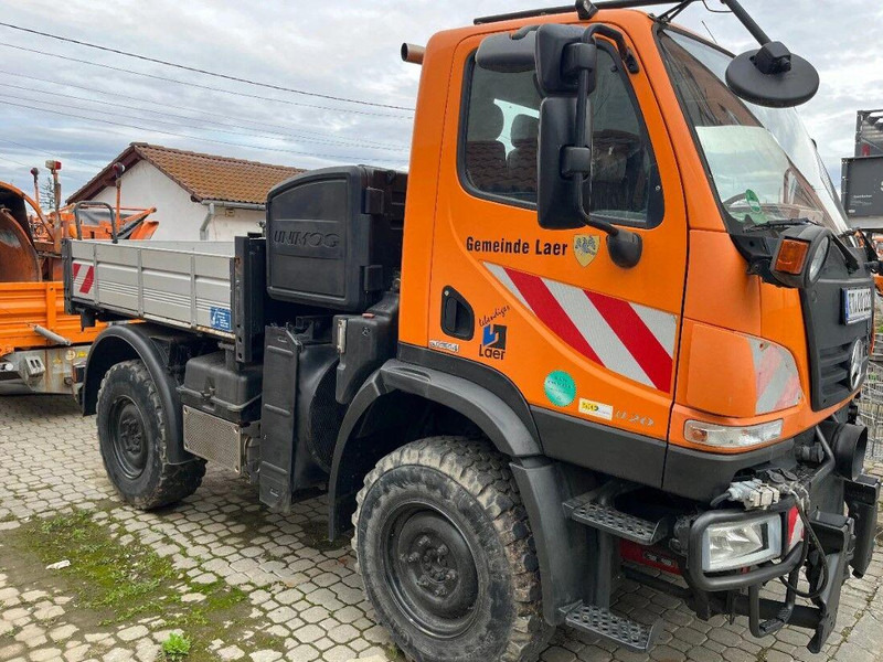 Mercedes-Benz Unimog U20 4x4 3-Way Tipper - Cabeza tractora: foto 4 Mercedes-Benz Unimog U20 4x4 3-Way Tipper - Cabeza tractora: foto 4