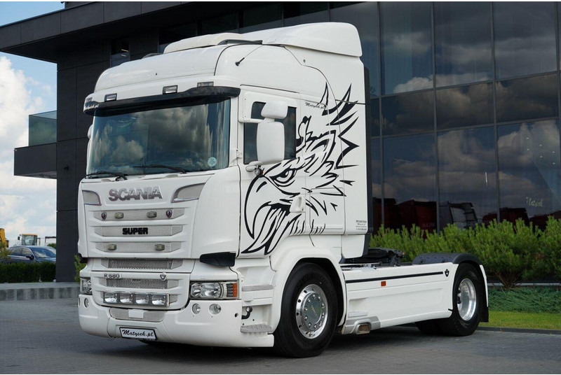 Scania R 580 / V8 / RETARDER / FULL AIRMATIC / I-PARK COOL/ SKÓRY / OPO - Cabeza tractora: foto 4 Scania R 580 / V8 / RETARDER / FULL AIRMATIC / I-PARK COOL/ SKÓRY / OPO - Cabeza tractora: foto 4