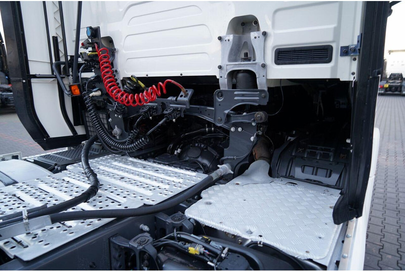 Cabeza tractora Scania S 500 / HYDRAULIKA / RETARDER / I-PARK COOL / ALUFELGI: foto 20 Cabeza tractora Scania S 500 / HYDRAULIKA / RETARDER / I-PARK COOL / ALUFELGI: foto 20