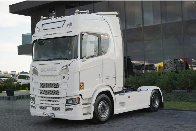 Scania S 500 / RETARDER / I-PARK COOL / FULL AIRMATIC   / SKÓRY - Cabeza tractora: foto 2 Scania S 500 / RETARDER / I-PARK COOL / FULL AIRMATIC   / SKÓRY - Cabeza tractora: foto 2