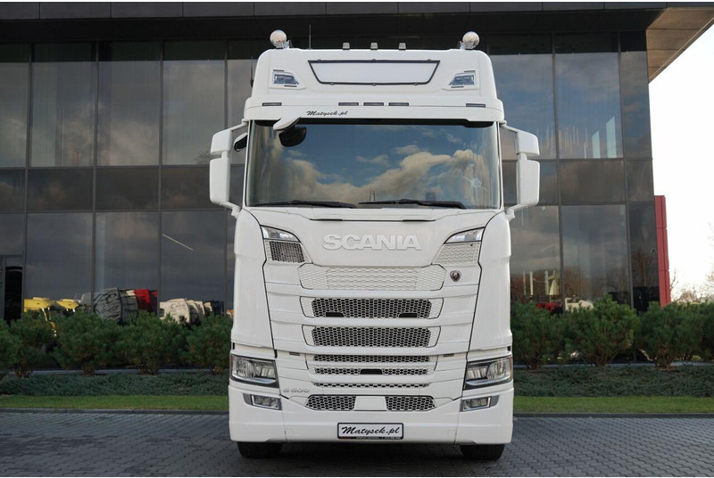 Scania S 500 / RETARDER / I-PARK COOL / FULL AIRMATIC   / SKÓRY - Cabeza tractora: foto 3 Scania S 500 / RETARDER / I-PARK COOL / FULL AIRMATIC   / SKÓRY - Cabeza tractora: foto 3