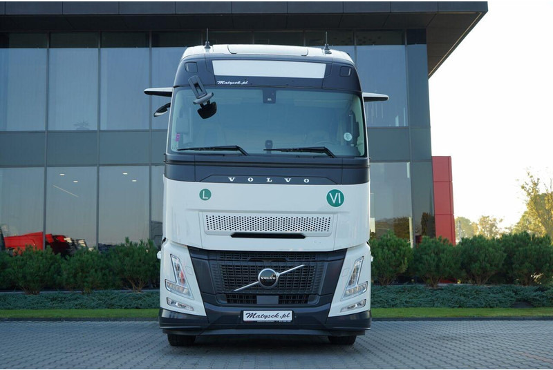 Volvo FH 500 AERO / 2025 ROK / I-SAVE / XXL / GWARANCJA FABRYCZNA - Cabeza tractora: foto 4 Volvo FH 500 AERO / 2025 ROK / I-SAVE / XXL / GWARANCJA FABRYCZNA - Cabeza tractora: foto 4