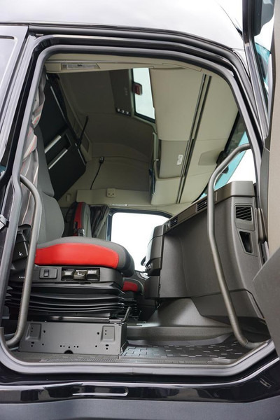 Cabeza tractora Volvo FH / 500 / I - SAVE / EURO 6 / ACC / XL / I - COOL: foto 8