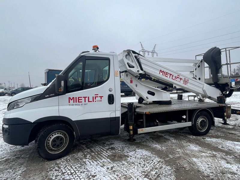 Iveco Daily 35-120 Oil & Steel Snake 2010 H Plus 20 m - Lifting Baske - Camión, Camión grúa: foto 5 Iveco Daily 35-120 Oil & Steel Snake 2010 H Plus 20 m - Lifting Baske - Camión, Camión grúa: foto 5