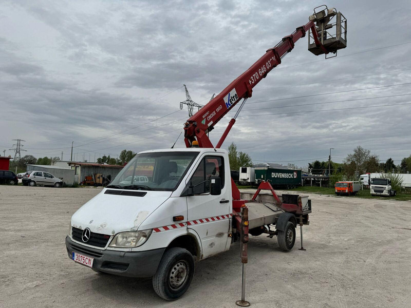 Mercedes-Benz Sprinter 311 - OMME 1950 - Lifting Basket - Camión, Camión grúa: foto 3 Mercedes-Benz Sprinter 311 - OMME 1950 - Lifting Basket - Camión, Camión grúa: foto 3