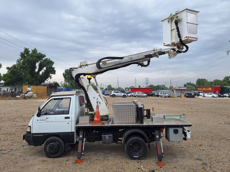Piaggio Porter Maxxi 1,3 - Lifting Basket 14m - Camión, Camión grúa: foto 5 Piaggio Porter Maxxi 1,3 - Lifting Basket 14m - Camión, Camión grúa: foto 5