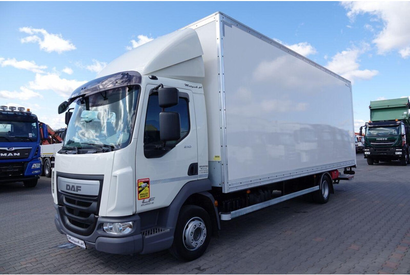 DAF LF 210 / KONTENER - 7 M / SOLÓWKA / WINDA DHOLLANDIA / EURO 6 - Camión caja cerrada: foto 3 DAF LF 210 / KONTENER - 7 M / SOLÓWKA / WINDA DHOLLANDIA / EURO 6 - Camión caja cerrada: foto 3
