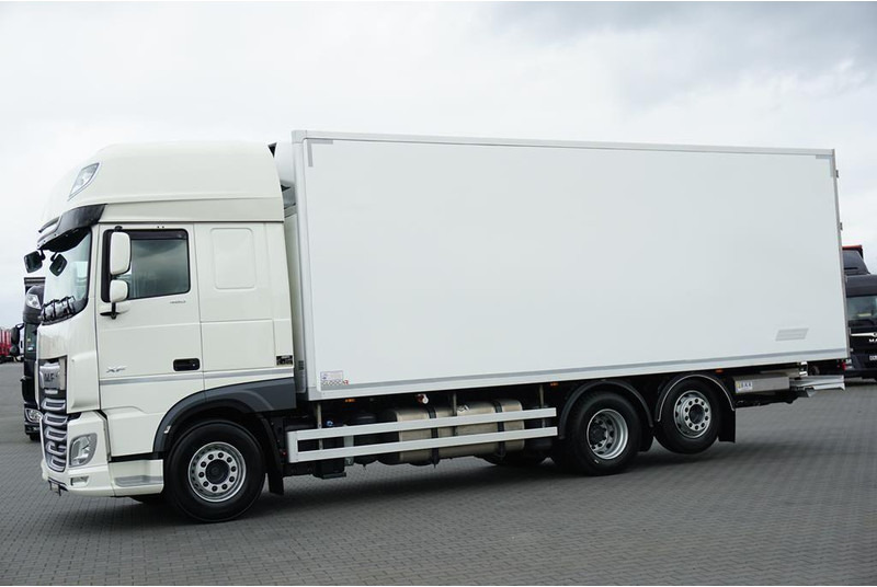 DAF XF 480 / E 6 / ACC / CHŁODNIA + WINDA / 18 PALET / ŁAD. 12 540KG - Camión frigorífico: foto 3 DAF XF 480 / E 6 / ACC / CHŁODNIA + WINDA / 18 PALET / ŁAD. 12 540KG - Camión frigorífico: foto 3