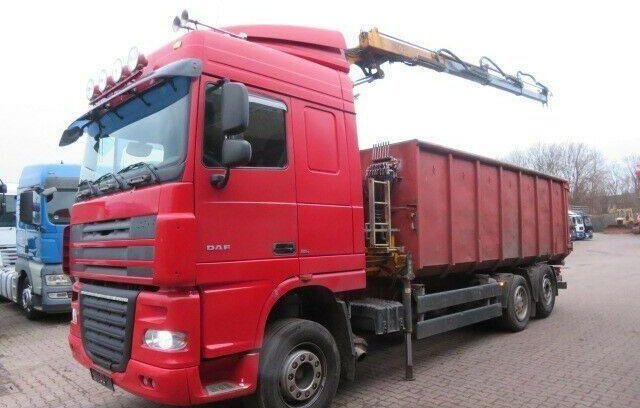 DAF XF105.410 6x2 Container + Crane - Camión portacontenedor de cadenas: foto 4 DAF XF105.410 6x2 Container + Crane - Camión portacontenedor de cadenas: foto 4
