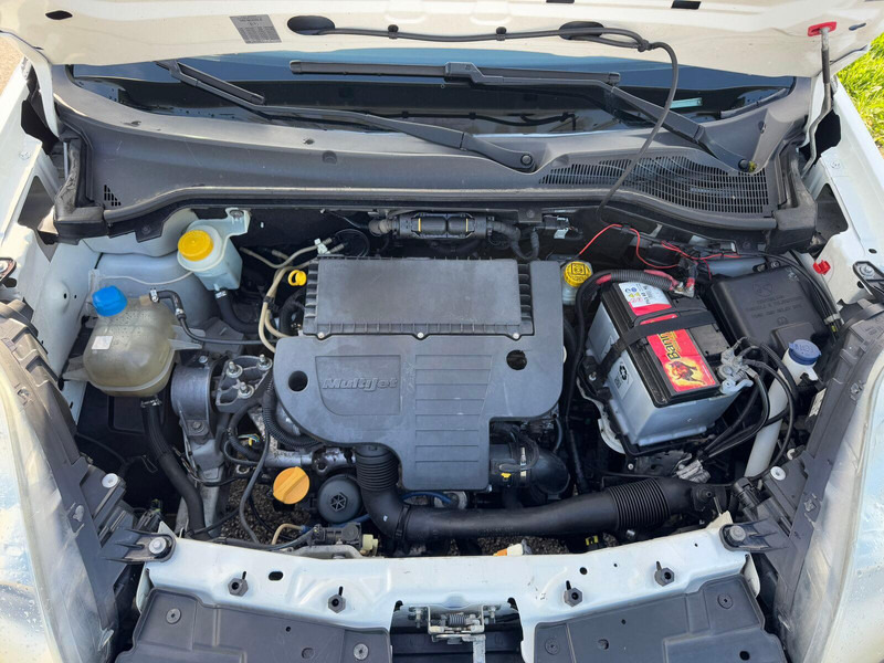 Furgoneta frigorifica Fiat Doblò 1,3: foto 13