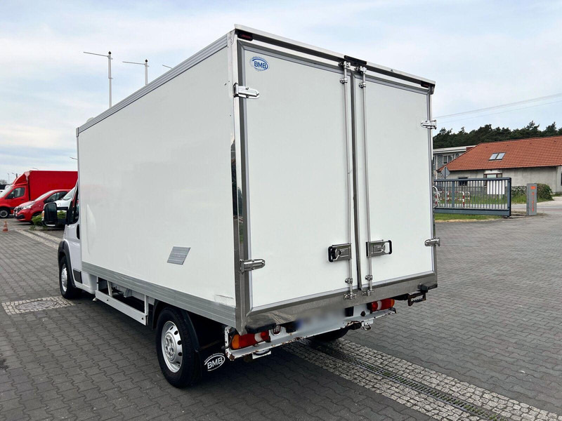 Fiat Ducato Kontener 3x Drzwi, Chłodnia/Mroźnia + 230V Zarejestrowany - Furgoneta frigorifica: foto 3 Fiat Ducato Kontener 3x Drzwi, Chłodnia/Mroźnia + 230V Zarejestrowany - Furgoneta frigorifica: foto 3