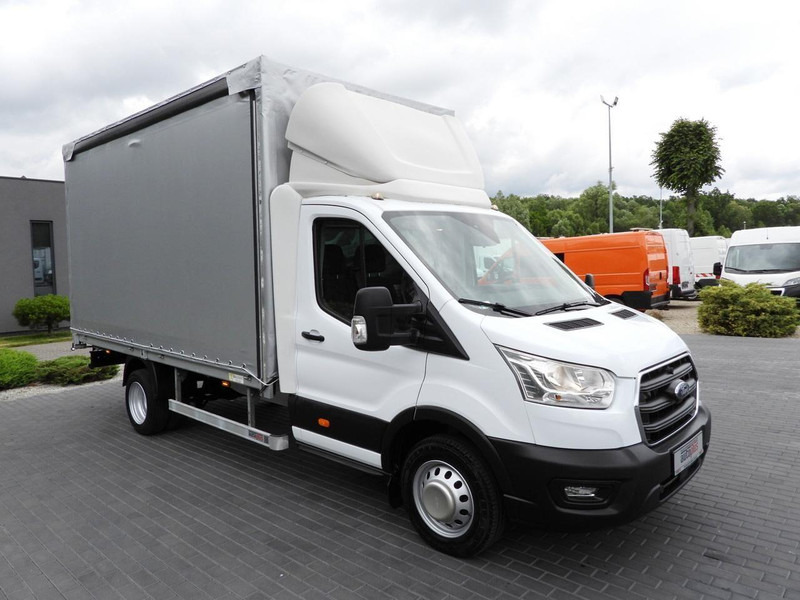 Ford TRANSIT  PLANDEKA 8 PALET TEMPOMAT LEDY BLIŹNIACZE KOŁA KLIMATYZ - Furgoneta con lona: foto 4 Ford TRANSIT  PLANDEKA 8 PALET TEMPOMAT LEDY BLIŹNIACZE KOŁA KLIMATYZ - Furgoneta con lona: foto 4