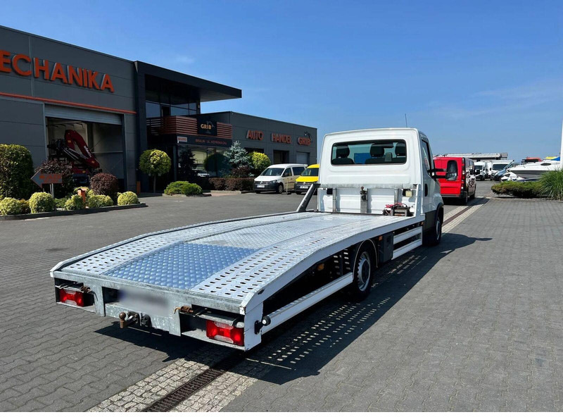 Iveco Daily 35S18 Autotransporter New Model One Owner - Furgoneta: foto 3 Iveco Daily 35S18 Autotransporter New Model One Owner - Furgoneta: foto 3