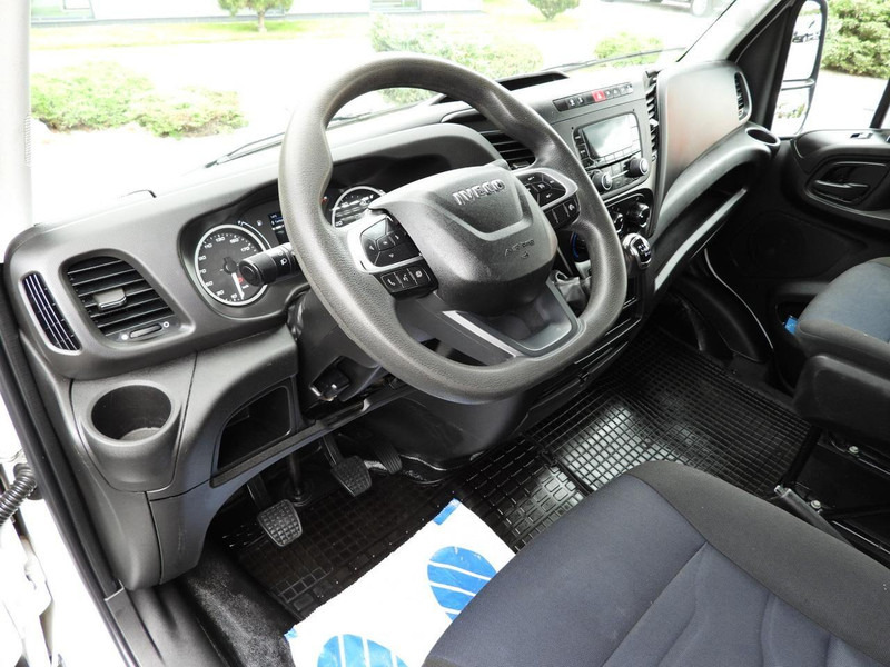 Iveco DAILY 35C14 WYWROTKA PODWÓJNA KABINA DOKA 6 MIEJSC TEMPOMAT BLIŹ - Furgoneta basculante: foto 2 Iveco DAILY 35C14 WYWROTKA PODWÓJNA KABINA DOKA 6 MIEJSC TEMPOMAT BLIŹ - Furgoneta basculante: foto 2