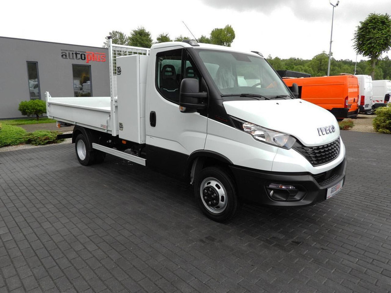 Iveco DAILY 35C16 - Furgoneta basculante: foto 4 Iveco DAILY 35C16 - Furgoneta basculante: foto 4