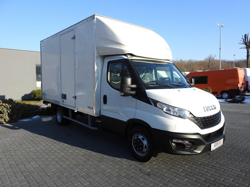 Iveco DAILY 35C16 KONTENER WINDA 8 PALET TEMPOMAT BLIŹNIACZE KOŁA KLIM - Furgoneta caja cerrada: foto 4 Iveco DAILY 35C16 KONTENER WINDA 8 PALET TEMPOMAT BLIŹNIACZE KOŁA KLIM - Furgoneta caja cerrada: foto 4