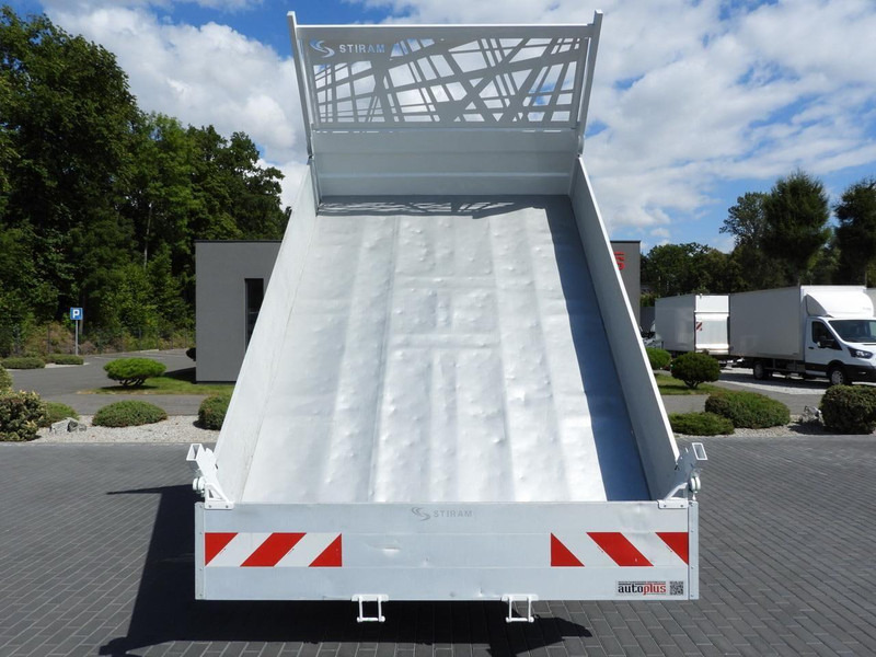 Furgoneta basculante Iveco DAILY 35C16 WYWROTKA PODWÓJNA KABINA DOKA 6 MIEJSC TEMPOMAT NAWI: foto 11 Furgoneta basculante Iveco DAILY 35C16 WYWROTKA PODWÓJNA KABINA DOKA 6 MIEJSC TEMPOMAT NAWI: foto 11