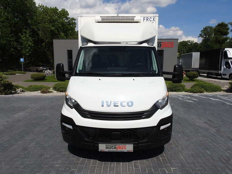 Iveco DAILY 50C15 CHŁODNIA KONTENER -5*C ZASILANIE 230V KLIMATYZACJA B - Camión frigorífico: foto 5 Iveco DAILY 50C15 CHŁODNIA KONTENER -5*C ZASILANIE 230V KLIMATYZACJA B - Camión frigorífico: foto 5