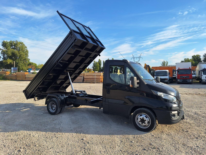 Iveco Daily 35-130 - 3 sided Tipper - Furgoneta basculante: foto 1 Iveco Daily 35-130 - 3 sided Tipper - Furgoneta basculante: foto 1