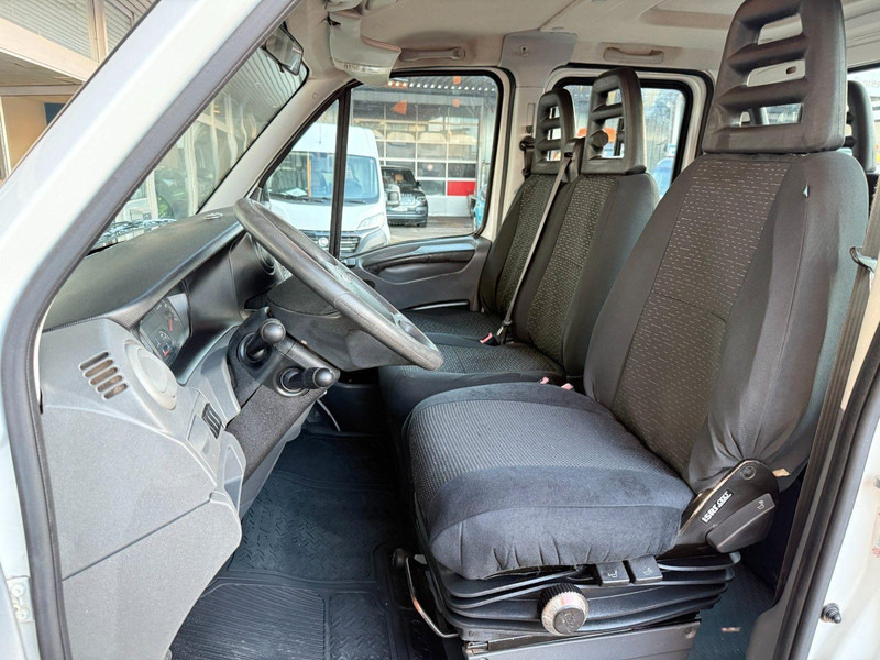 Arrendamiento de Iveco Daily 35C15 flatbed Iveco Daily 35C15 flatbed: foto 11 Arrendamiento de Iveco Daily 35C15 flatbed Iveco Daily 35C15 flatbed: foto 11