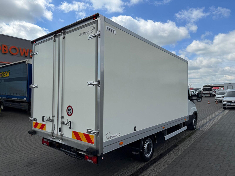Iveco Daily 35S18 Kontener 4,5m Drzwi Tył Lift - Furgoneta frigorifica: foto 4 Iveco Daily 35S18 Kontener 4,5m Drzwi Tył Lift - Furgoneta frigorifica: foto 4
