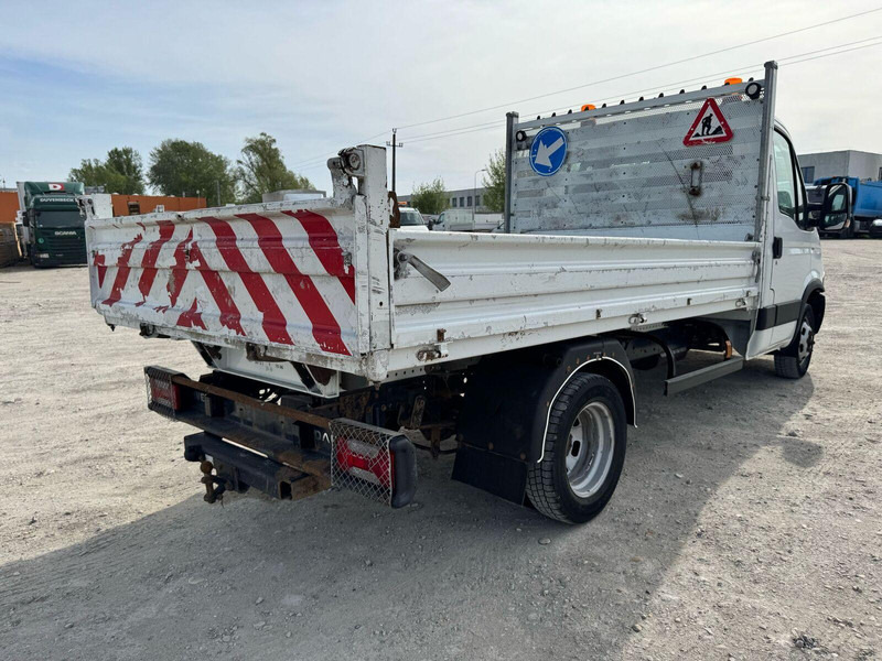 Furgoneta basculante Iveco Daily 40 C 15 - Tipper: foto 14 Furgoneta basculante Iveco Daily 40 C 15 - Tipper: foto 14